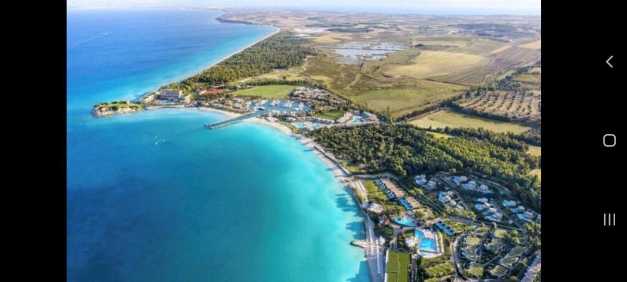 Stbs Luxury, Néa Fókaia