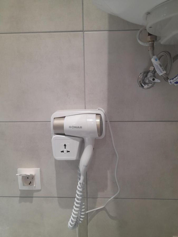 Stbs Luxury, * Néa Fókaia